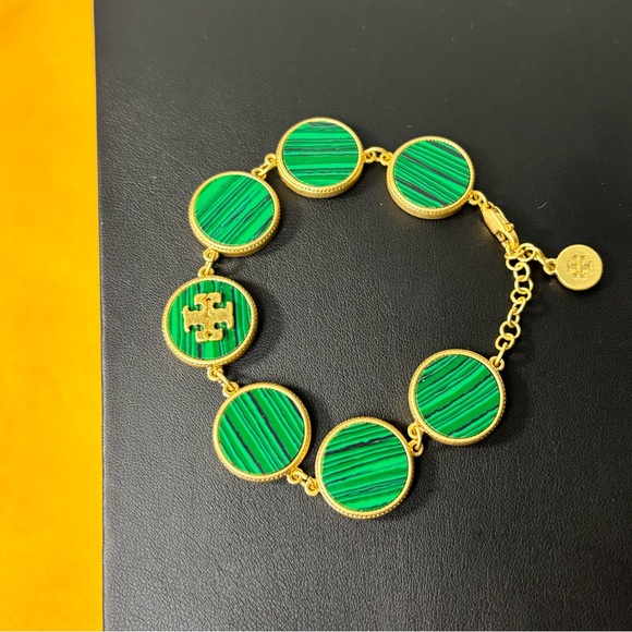 Tory Burch Jewelry - Tory Burch Green and Gold Adjustable Bracelet. NWT. 7”-8”
